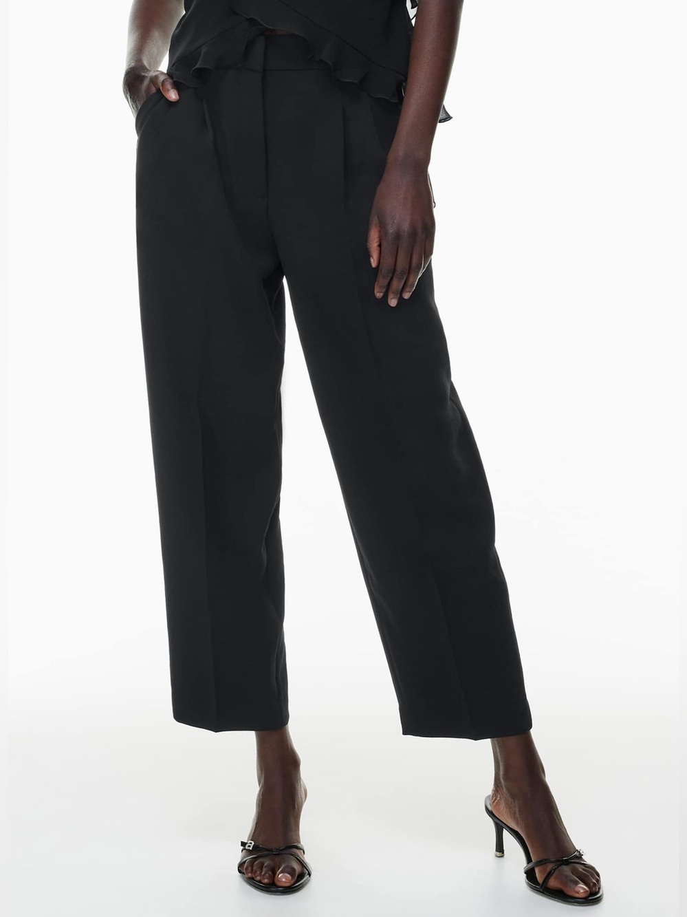 Aritzia Wilfred Carrot Trouser Pant Size 12 Black